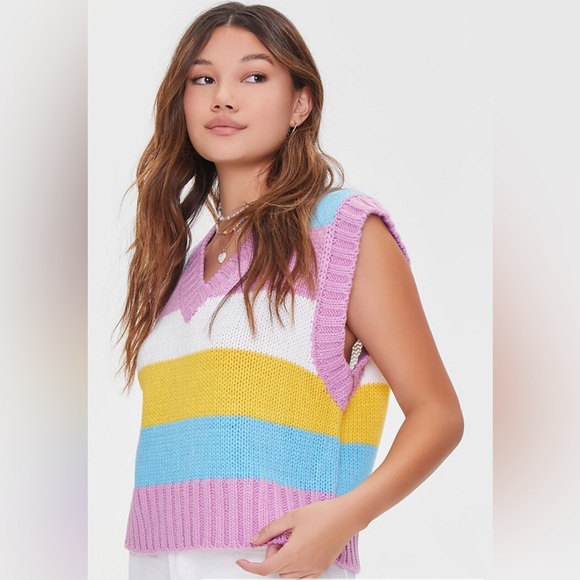 Forever 21 Sweaters - Forever 21 Purple Striped Sweater vest Size Small